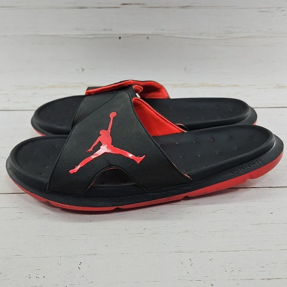 Jordan RCVR Slides Mens 12 Black‎ Red Sandals Logo Solarsoft Comfort 558888-4019